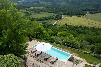 Villa mit Klimaanlage und Pool