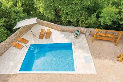 Ferienhaus mit Pool