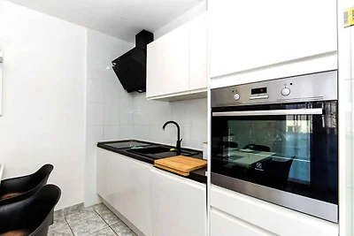 Ferienwohnung mit Klimaanlage, Terrasse und M