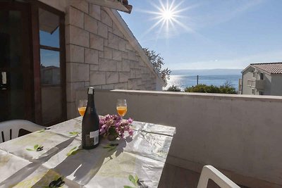 Ferienwohnung mit Balkon und Meerblick