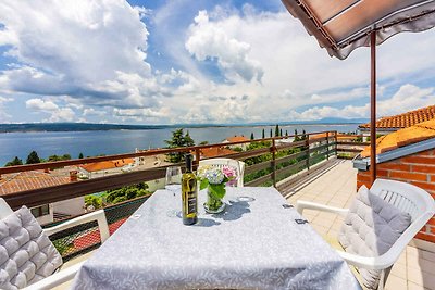 Ferienwohnung mit Balkon und Meerblick