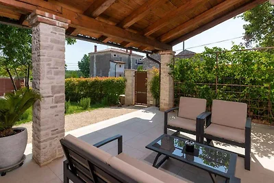 Villa mit beheiztem Pool, Whirlpool und Sauna