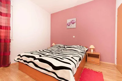 Ferienwohnung mit Terrasse und Klimaanlage