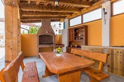 Ferienwohnung Mit Klimaanlage und Terasse