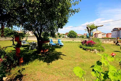 Ferienwohnung mit grossem Garten