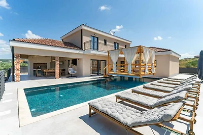 Vakantiehuis Ontspannende vakantie Vrana