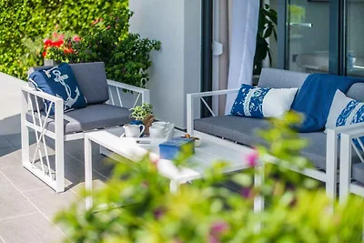 Villa mit Pool und Klimaanlage