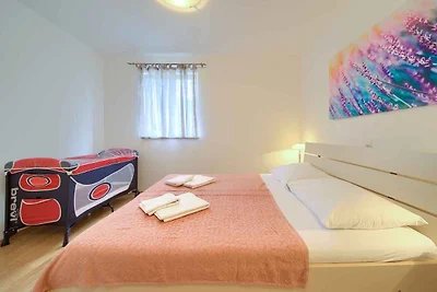 Ferienwohnung mit SAT-TV und Internetzugang