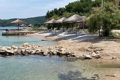 apartman za odmor Obiteljski odmor Betina