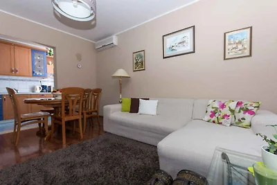 Ferienwohnung mit Balkon, Meerblick
