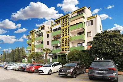 Ferienwohnung mit Balkon und Klimaanlage