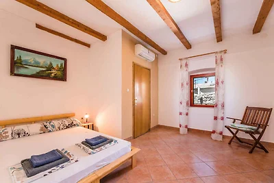 Ferienwohnung mit Terrasse und Klimaanlage