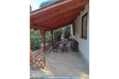 Ferienhaus mit Garten und Grill