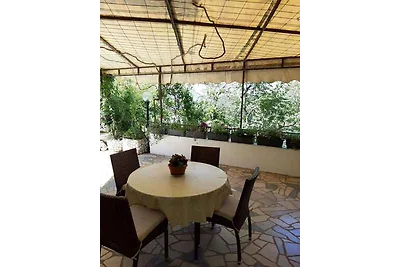 Ferienwohnung klimatisiert mit Terrasse