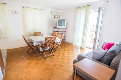 Ferienwohnung mit Klimaanlage und Meerblick