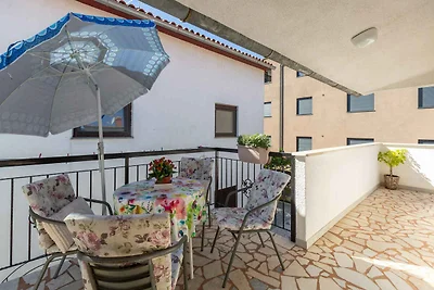 Ferienwohnung mit Balkon und Klimaanlage