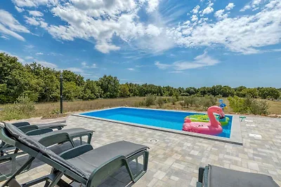 Ferienhaus mit eigenem Aussenpool