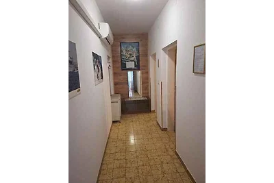 Ferienwohnung mit Terrasse und Klimaanlage