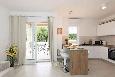 Ferienwohnung mit gemeinsamen Pool ruhig