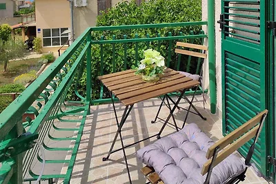 Ferienwohnung mit Garten und Klimaanlage