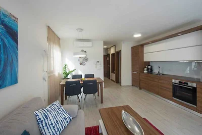 Appartamento Vacanza con famiglia Sveti Filip i Jakov
