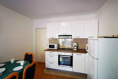 Ferienwohnung mit Terrasse und Tischtennis