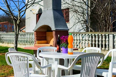Ferienwohnung mit Terrasse und Klimaanlage