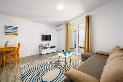 Ferienwohnung mit Balkon und Klimaanlage