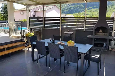 Vakantiehuis Ontspannende vakantie Tribalj
