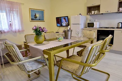 Appartamento Vacanza con famiglia Zara