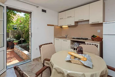 Ferienhaus mit Gartenterrasse und Klimaanlage