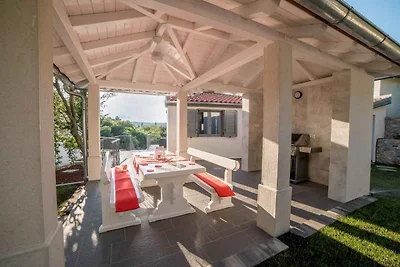 FerienHaus mit Klimaanlage und Aussenpool