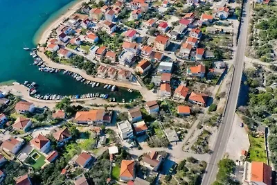 Gemütliche Ferienwohnung „Garden by the Sea“ 