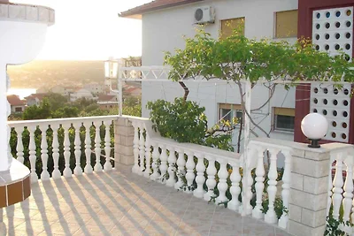 Ferienwohnung mit Meerblick 60 m vom Strand