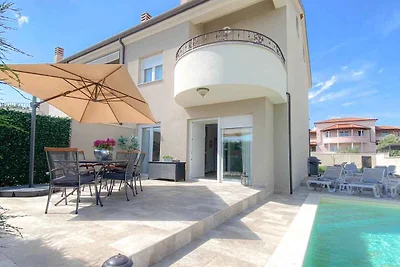 Ferienhaus mit Pool