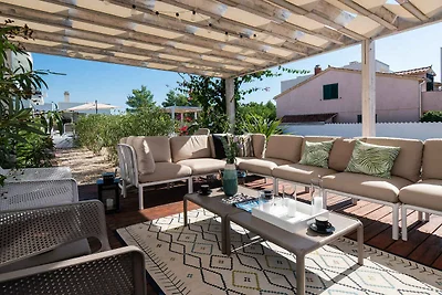 Ferienwohnung mit Klimaanlage und Aussenpool