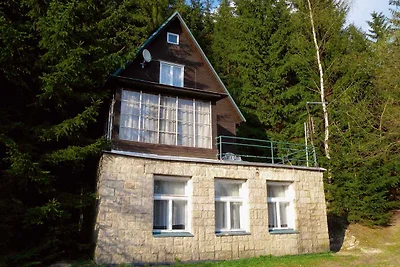Ferienhaus am Wald mit Veranda