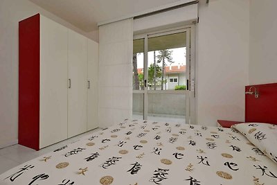 Ferienwohnung mit Klimaanlage, Balkon und