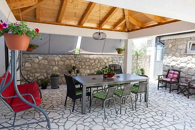Ferienwohnung mit Terrasse und Meerblick