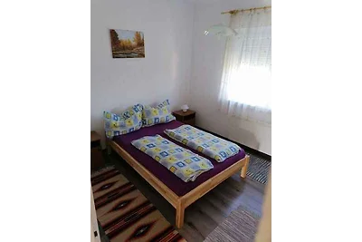 Ferienwohnung mit grossem Balkon, nur 250 m v