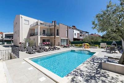 Ferienwohnung mit Klimaanlage und Aussenpool