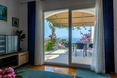 Komfortables Ferienhaus Vito mit Meerblick in