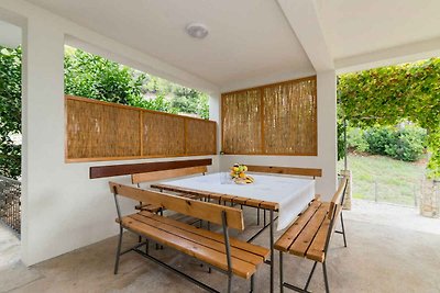 Ferienwohnung mit Terrasse und Meerblick