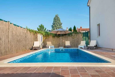 Ferienhaus mit Klimaanlage und Pool