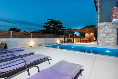 Villa mit Pool