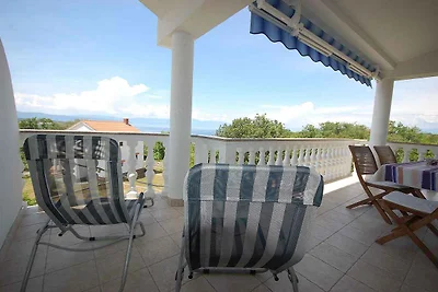 Ferienwohnung mit Balkon und Klimaanlage