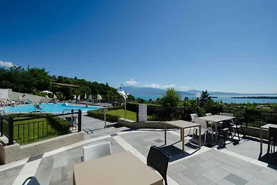 Ferienwohnung mit Balkon und Seeblick