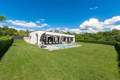 FerienHaus mit Swimmingpool und Meerblick