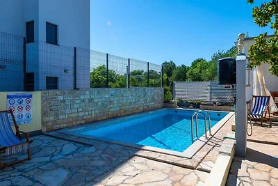 Ferienhaus mit Pool