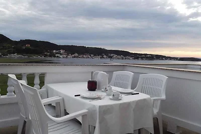 Appartamento Vacanza con famiglia Supetarska Draga